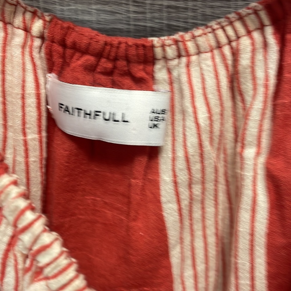 Like New Ruffle Stripe Top - Picture 2 of 8